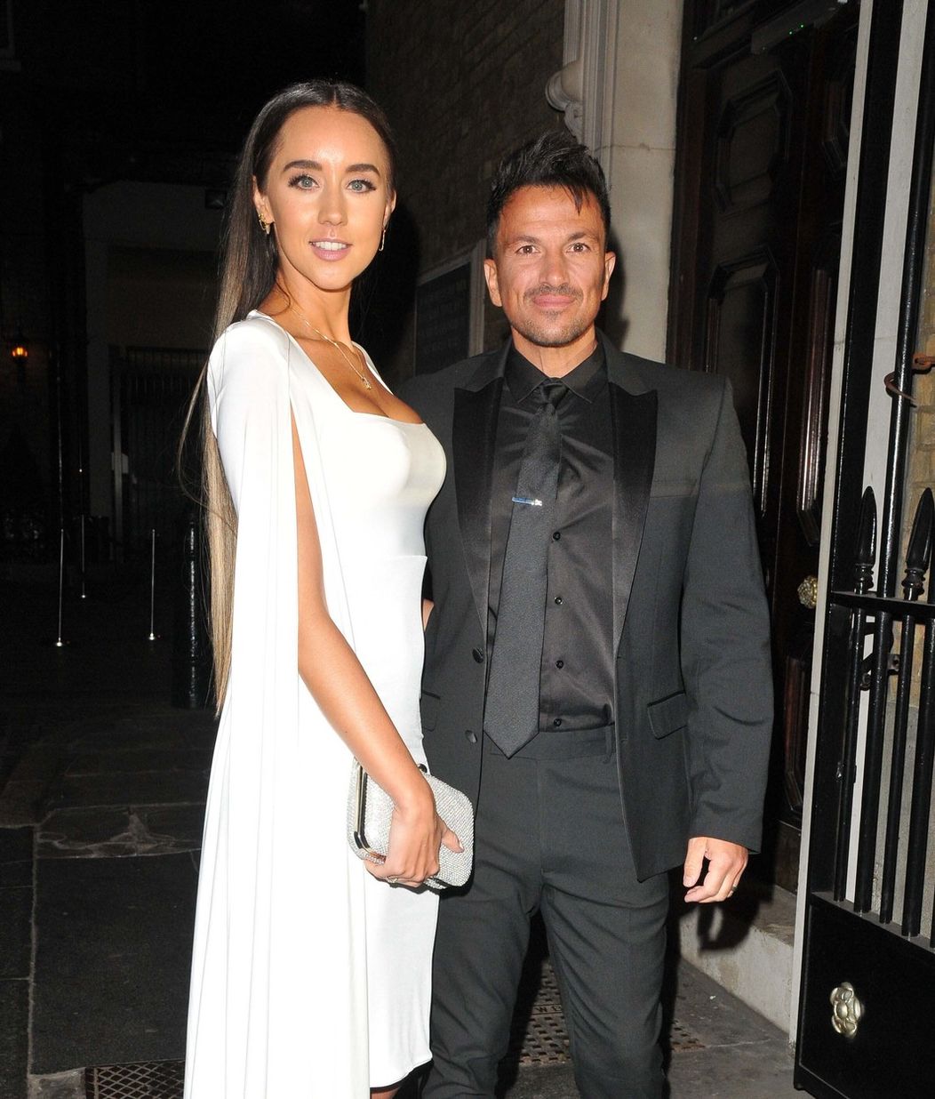 Peter Andre čaká s manželkou Emily tretie dieťa