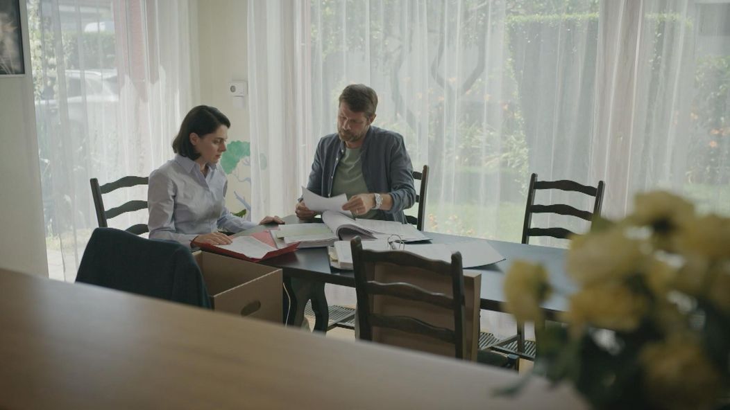 Eva sa dostala k Jakubovmu účtovníctvu.