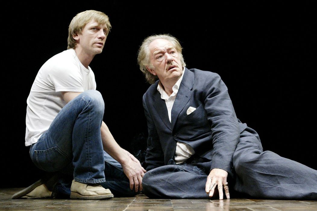Michael gambon a Daniel Craig v divadelnej hre A Number.