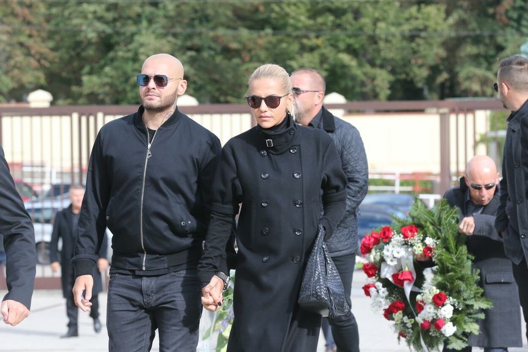 Pohreb Evy Skallovej