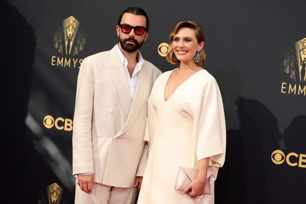 Elizabeth Olsen a Robbie Arnett sa stali rodičmi