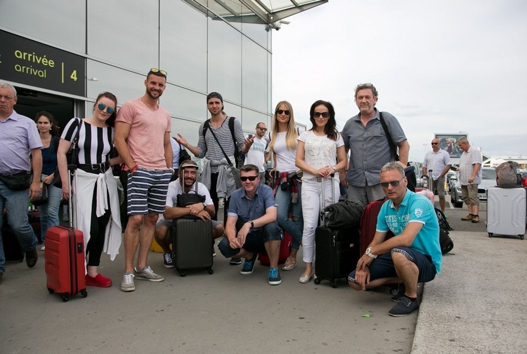 Michal Ďuriš, Martin Mňahončák, Barbora Švidraňová a Patrik Vyskočil tesne pred odletom