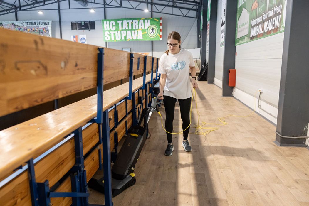 Týždeň pre budúcnosť: Markíza na dobrovoľníckej akcii Naše mesto na ZŠ v Stupave