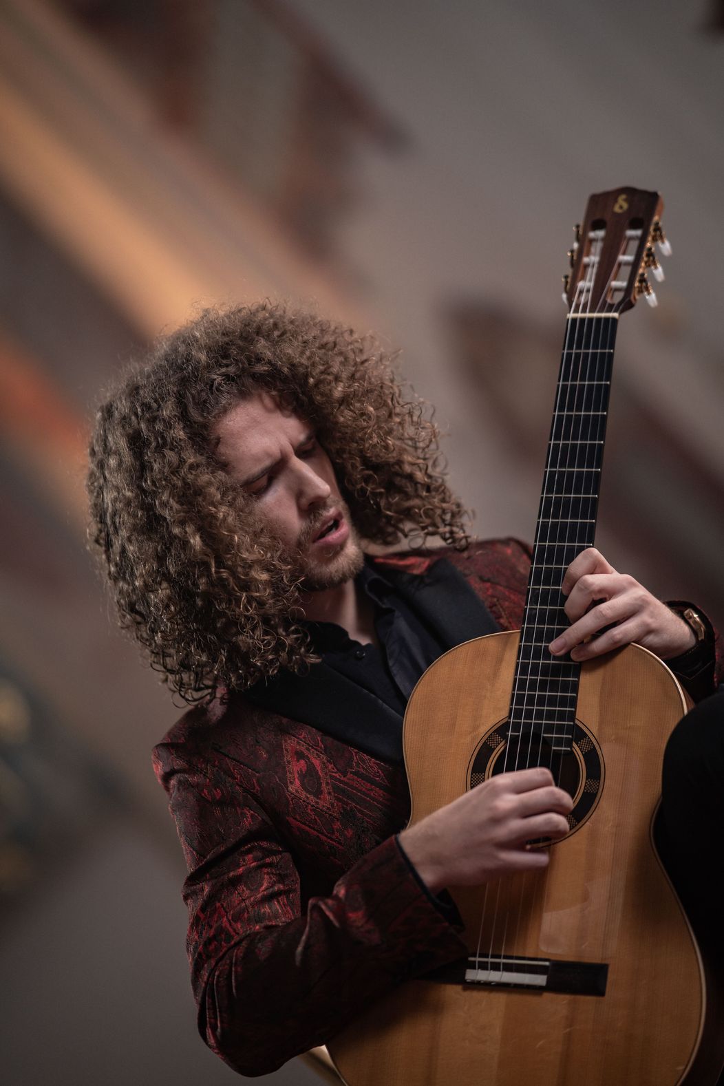 Gitarový virtuóz Dávid Bílek vyráža na turné po celom Slovensku
