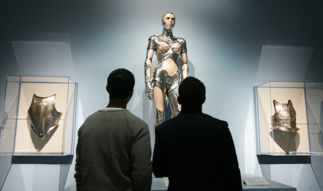 Mugler