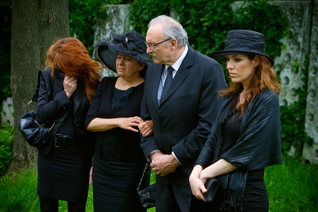 Pohreb Michala v Ordinácii v ružovej záhrade