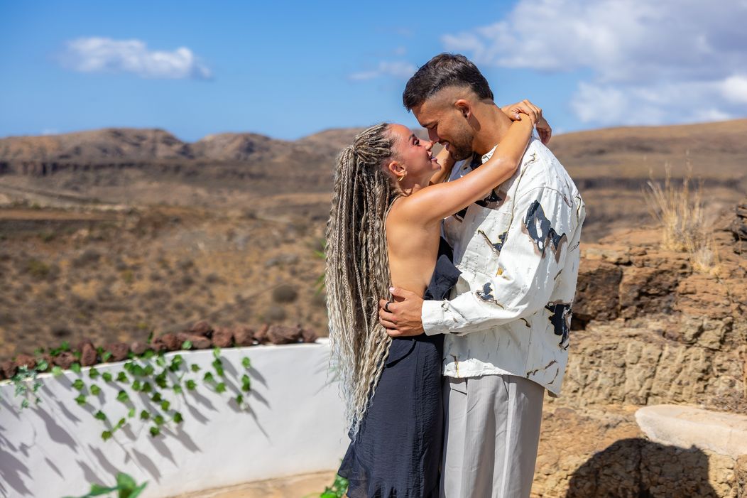 Cynthia a Jakub na rande
