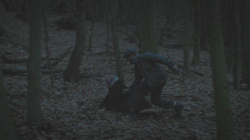 Dávid ide s Helgou skoncovať do lesa