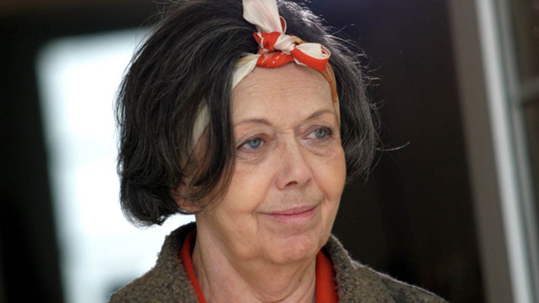 Jiřina Jirásková, Poisťovňa šťastia