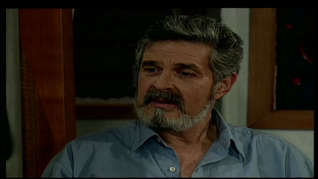 Manuel Busquets ako Ricardo Padilla v La Tormente