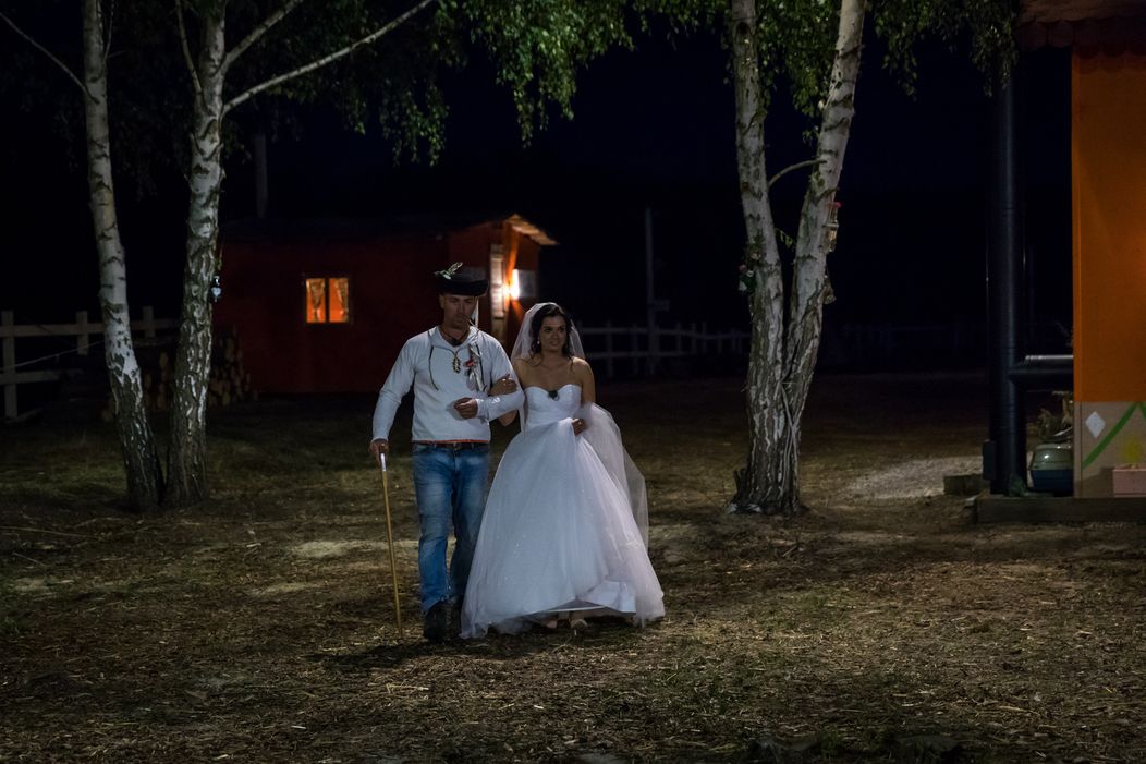 Veľkolepá svadba na Farme