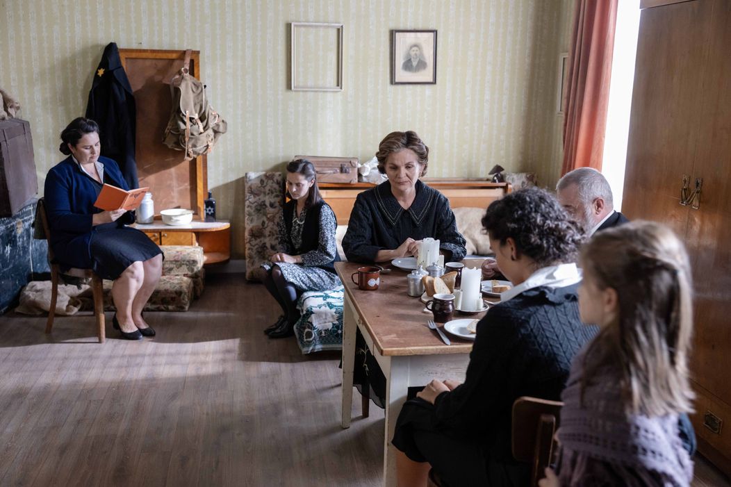 Petra Polnišová v seriáli Dunaj, k vašim službám