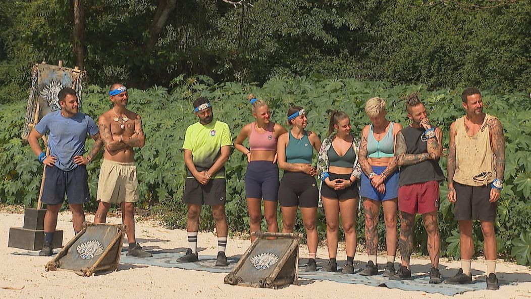 Výmenu členov v Survivore sprevádzali emócie na oboch stranách.