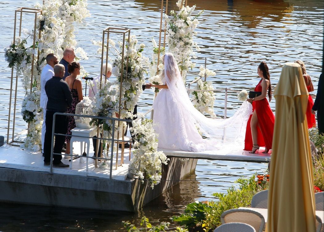 Lela a Karlos Vémolovci