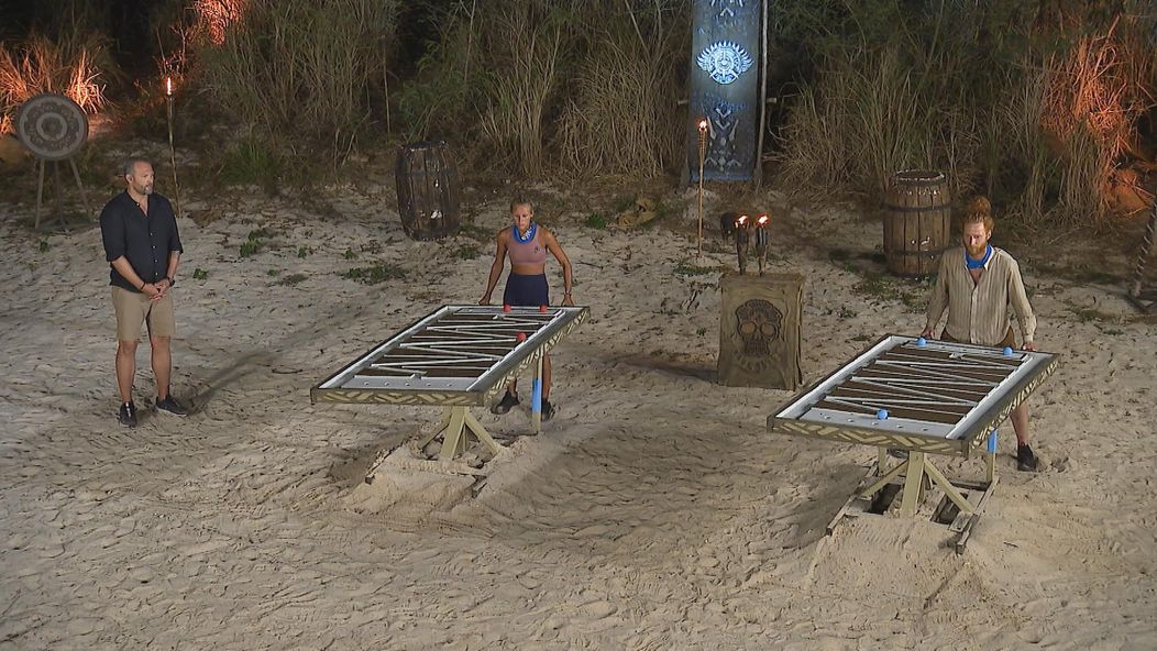 Veronika najskôr oľutovala svoje klamstvá na kmeňovej rade, no v dueli jej sily na Radka nestačili a v Survivore skončila.