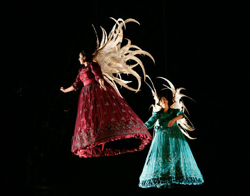 Big Angels Lucas Saporiti Costumes Dominique Lemieux 2015 Cirque du Soleil 