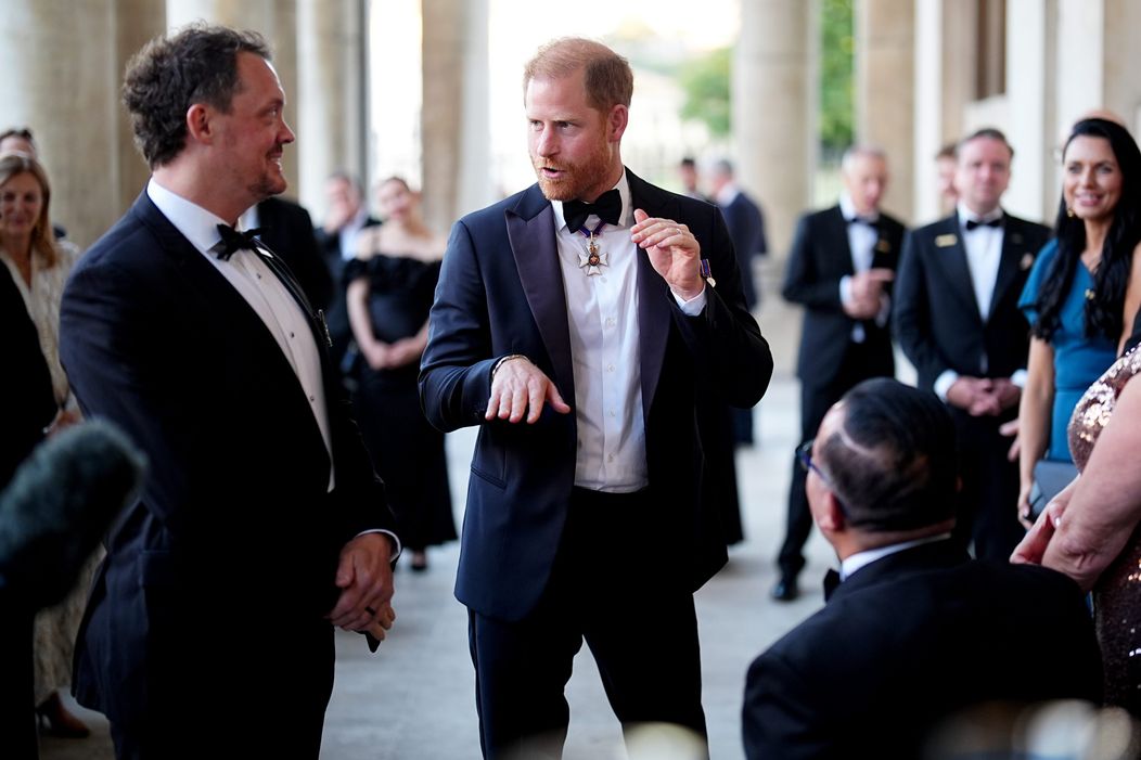 Princ Harry prvýkrát na verejnosti od návratu do Veľkej Británie
