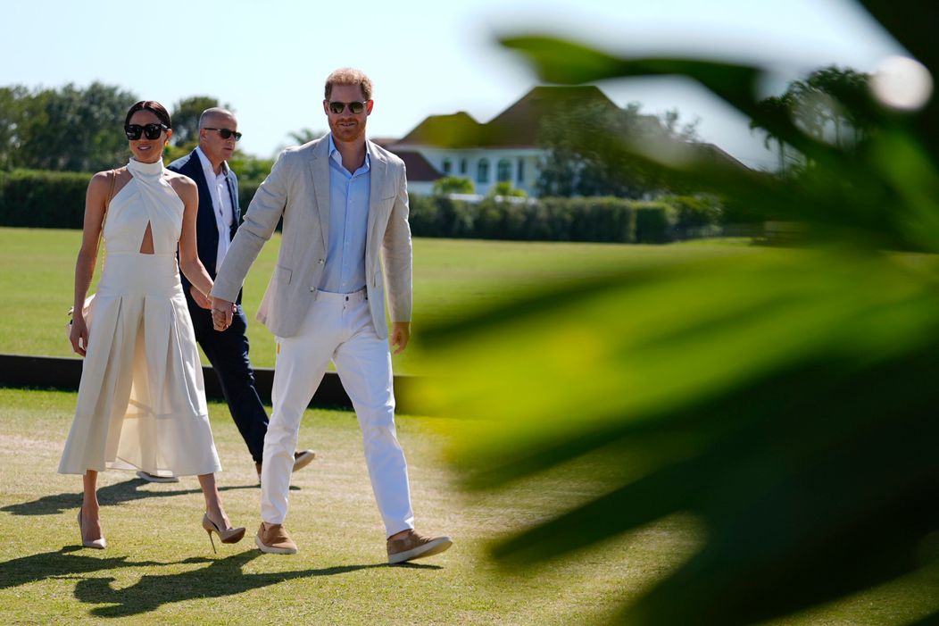 Princ Harry s Meghan po jazdeckom póle