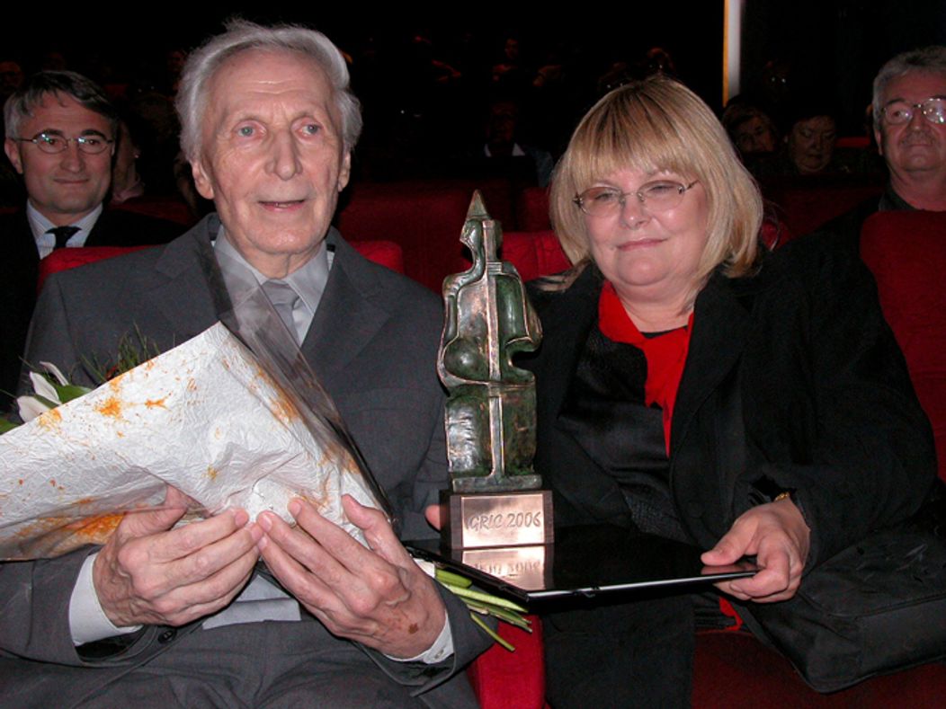  Ladislav Chudík na archívnej snímke z 25. mája 2006 s manželkou Alenou.
