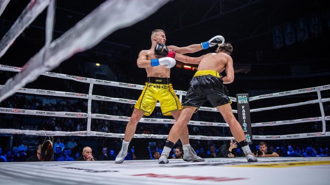 Herec Juraj Kočí sa venuje aj boxu.