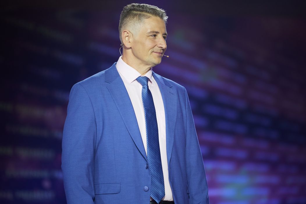 Pavol Kudroč počas galavečera Extrémnych premien.