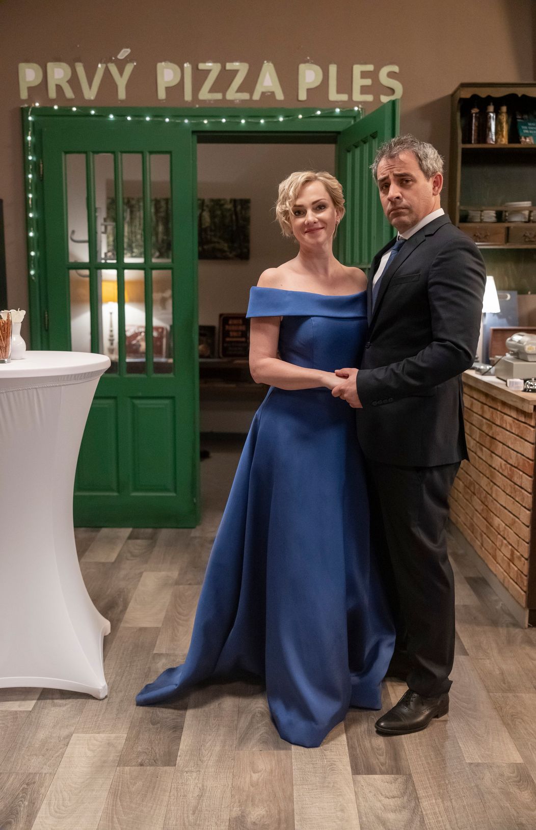Lucia (Monika Hilmerová) a Vlado (Filip Tůma)