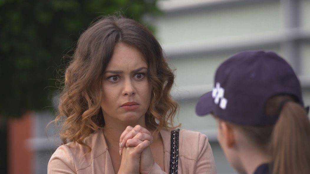 Petra je zhrozená z toho, ako zle Lucia vyzerá.