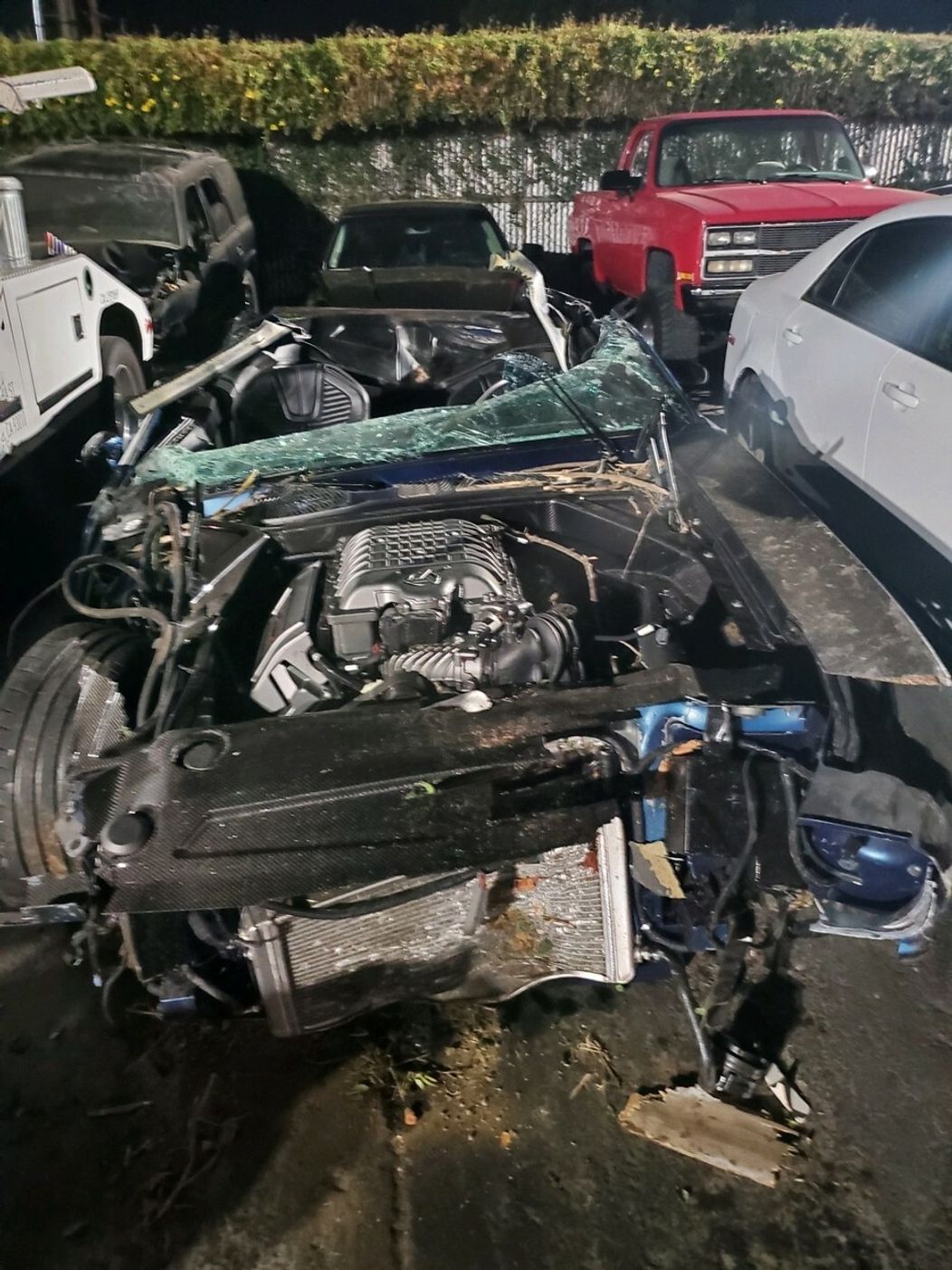 Auto Kevina Harta po nehode