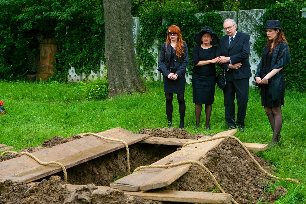 Pohreb Michala v Ordinácii v ružovej záhrade