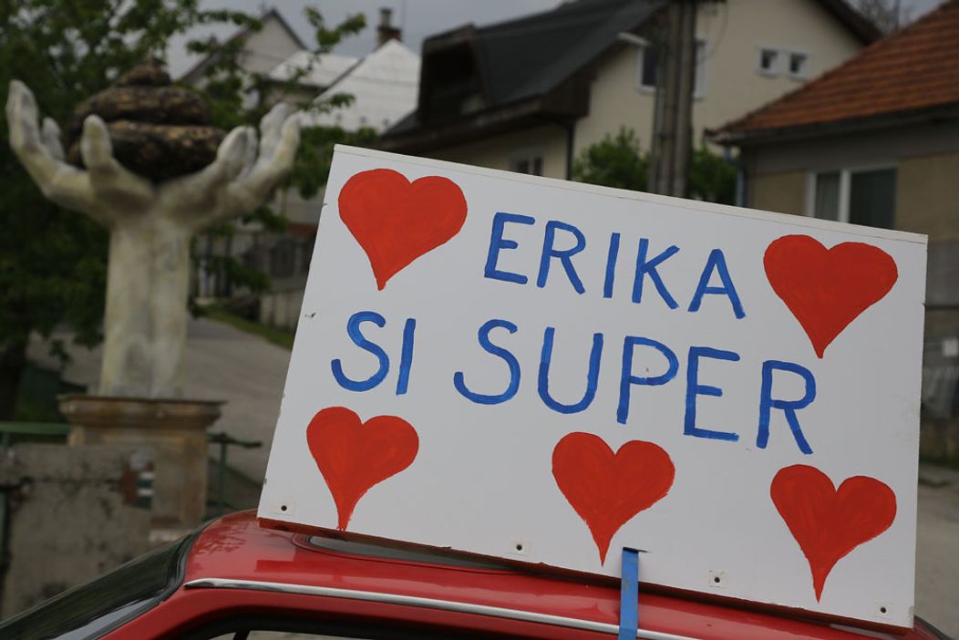Horná Dolná - Ďuro pokľakol a vytiahol prsteň