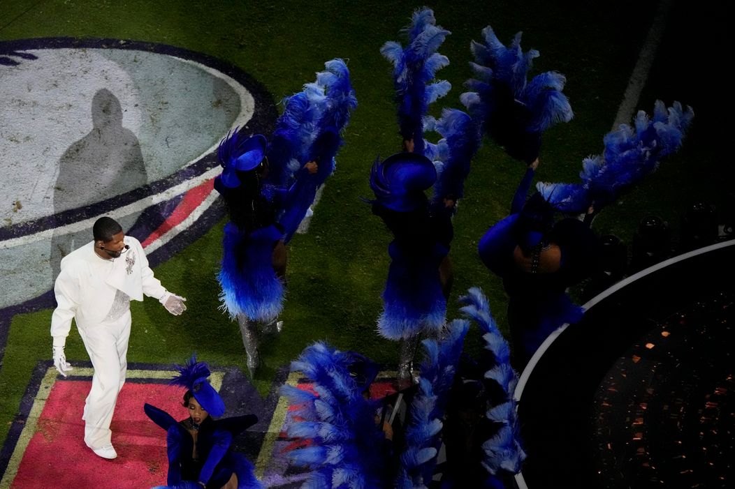 Usher ovládol Halftime Show