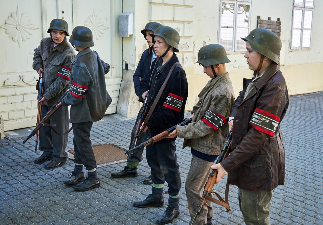 Unikátne zábery z 15. série seriálu Dunaj. k vašim službám.