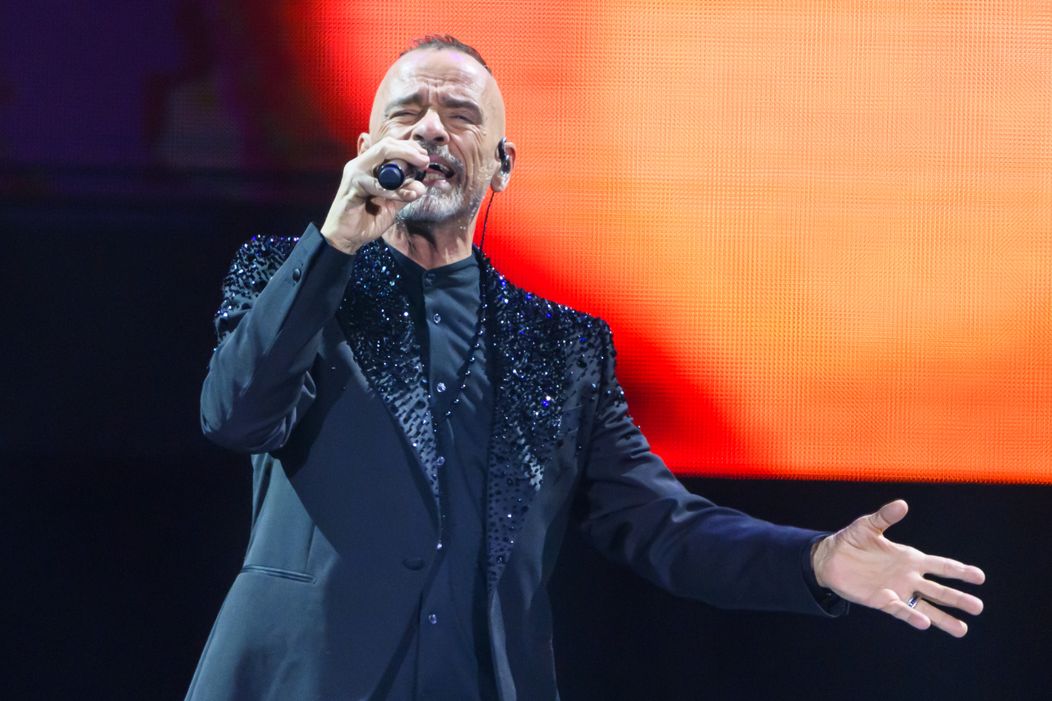 Na snímke taliansky spevák Eros Ramazzotti počas svojho koncertu  v Bratislave 16. apríla 2026