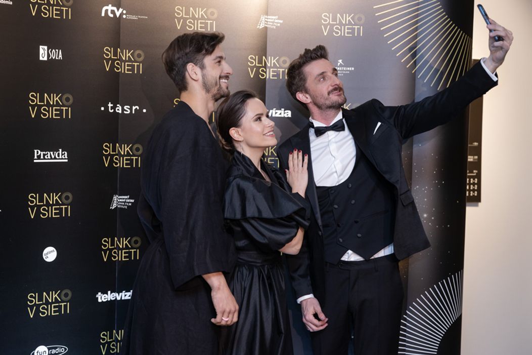 Slnko v sieti