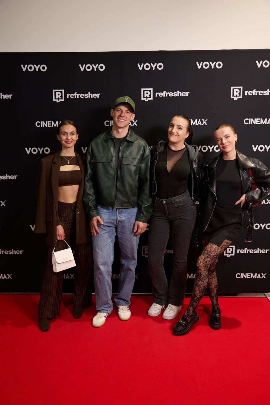 Ruža zdvihla divákov zo sedadiel: Premiéra v Martine bola zimomriavková