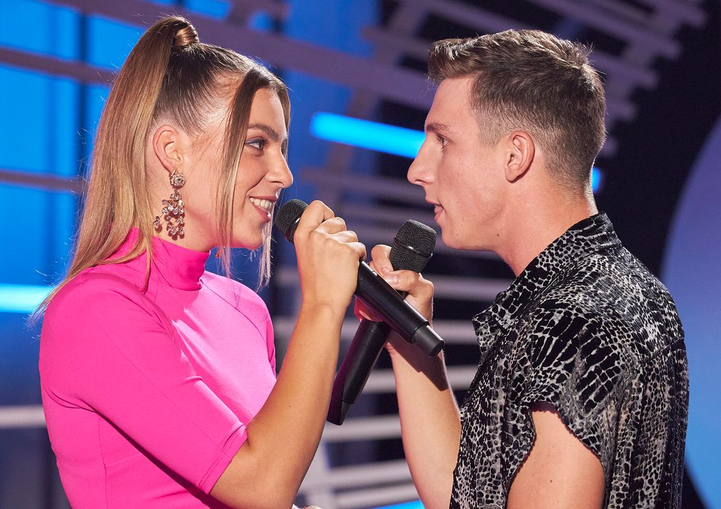 Henrieta Bobuľová, Adam Dráb