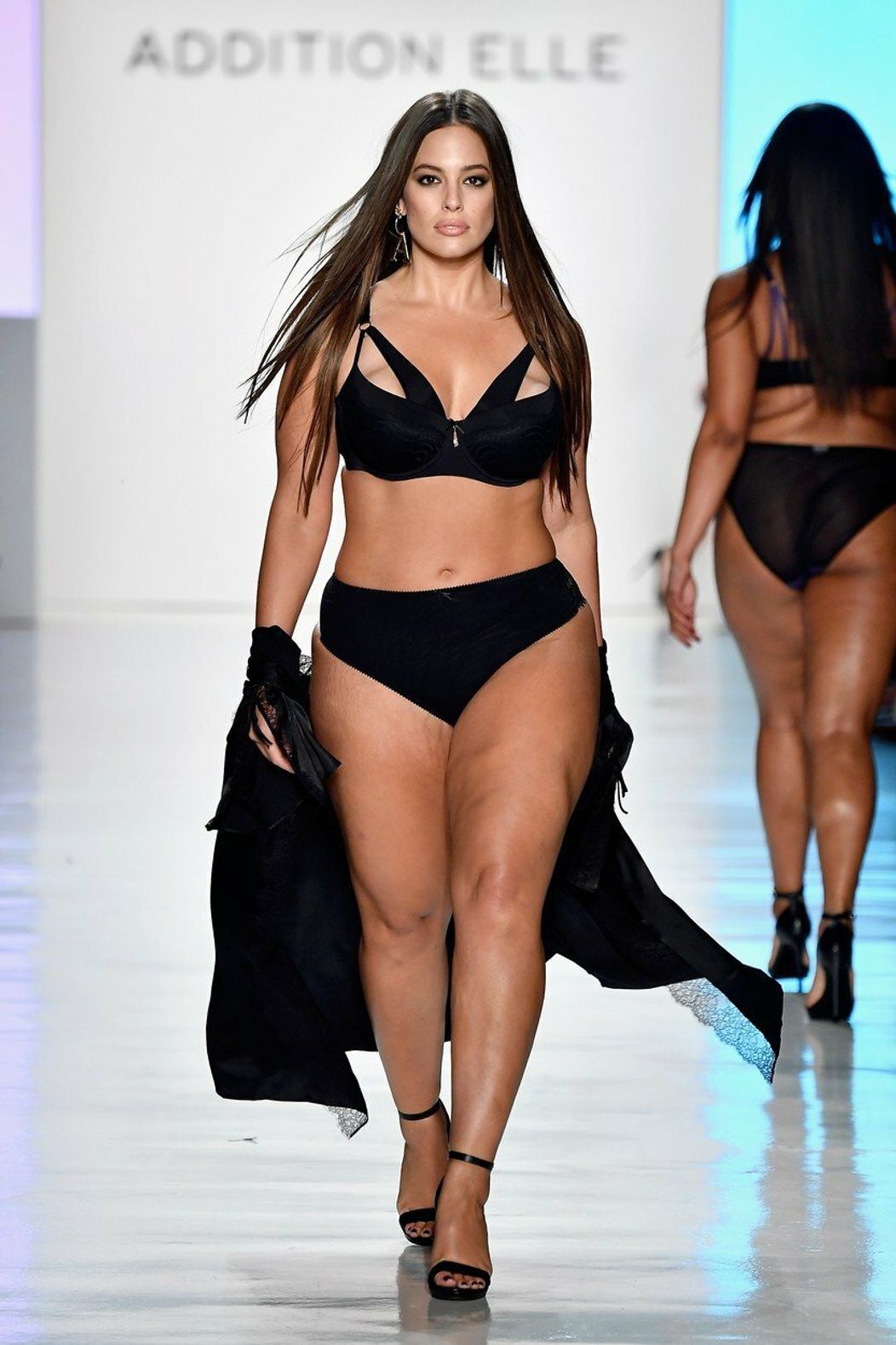 France_Victoria_s_Secret650687385888.jpg