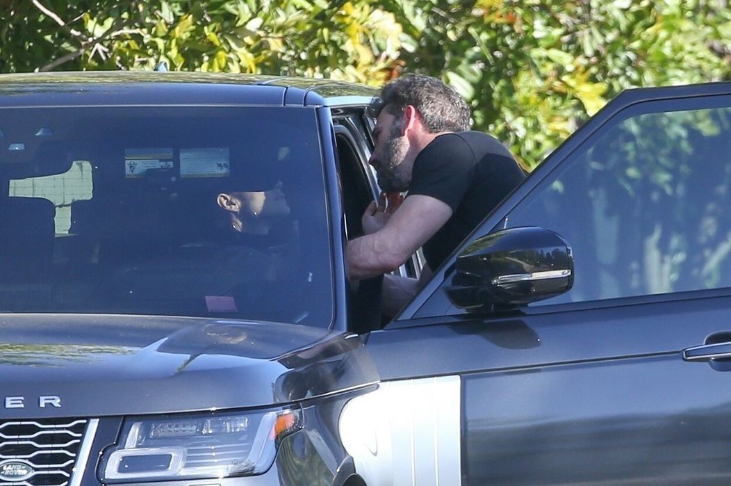 J Lo a Ben Affleck sa nevedia od seba odlepiť.