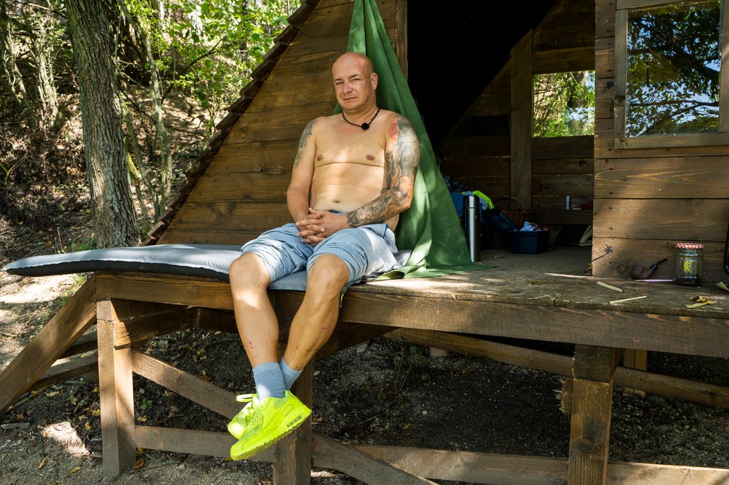 Totálne sklamaný hospodár, Roman ide domov už po druhýkrát
