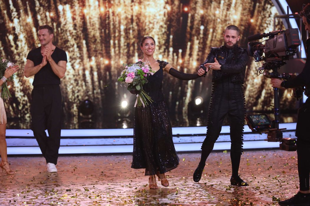 Ján Koleník, Zuzana Porubjaková a Matyáš Adamec počas vyhlásenia víťazov Let’s Dance