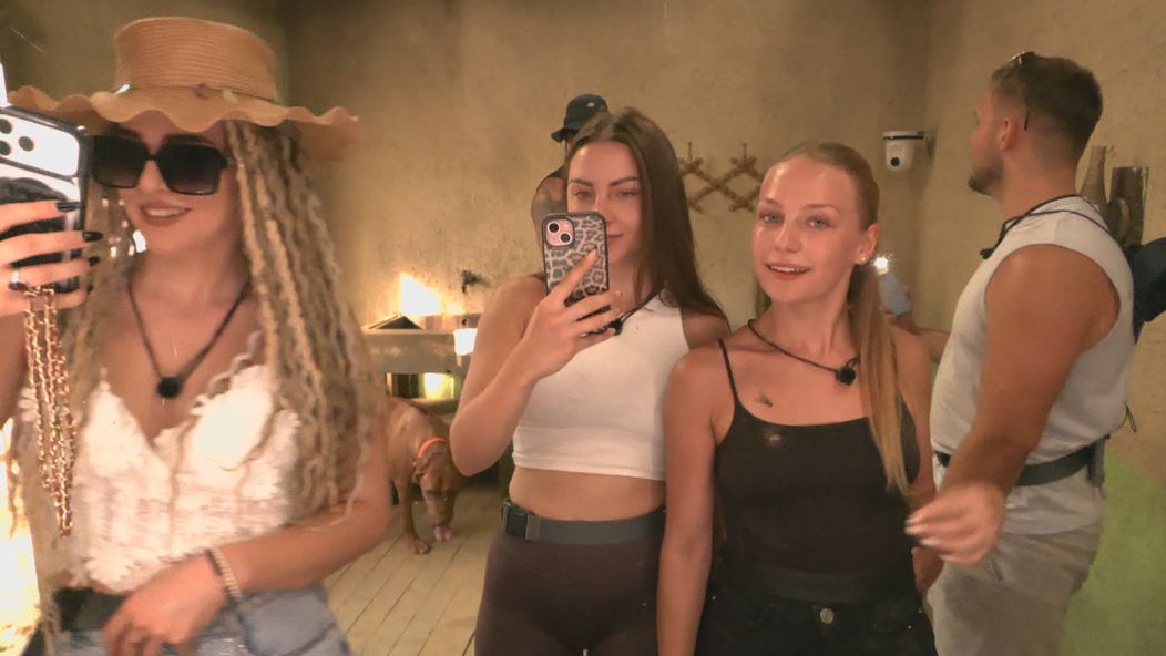 Na Farmu dorazili influenceri