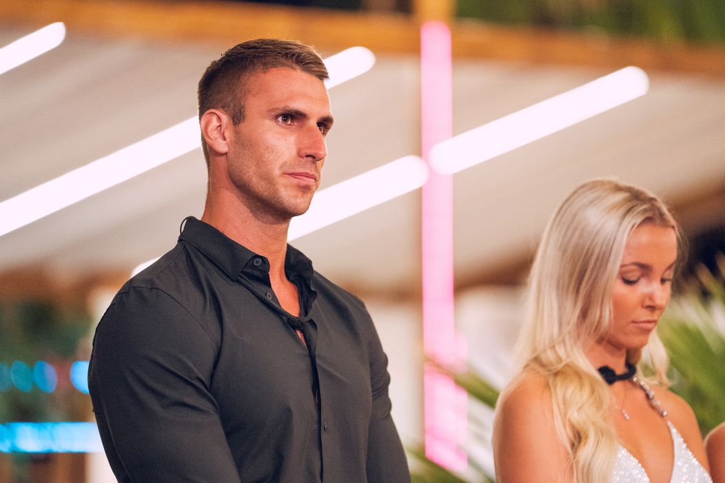 Love Island_2_9KC1277.jpg