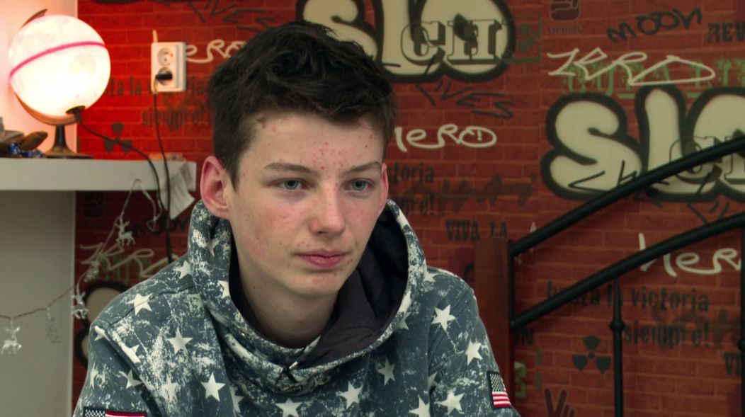 Moment, kedz sa Jánošíkovci dozvedeli, že im Janka vo svojej relácii pomôže