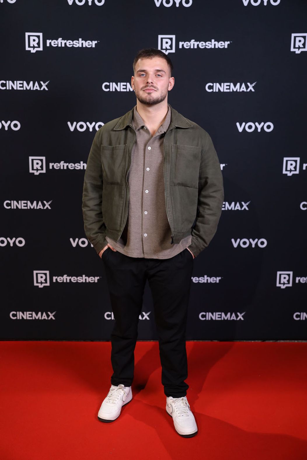 Kino premiéra 1.epizódy Ruže pre nevestu v Bratislave! Dievčatá boli nádherné
