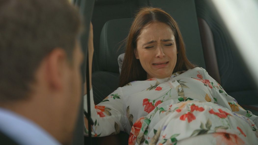 Natália Hatalová ako mladá rodička v seriáli Mama na prenájom