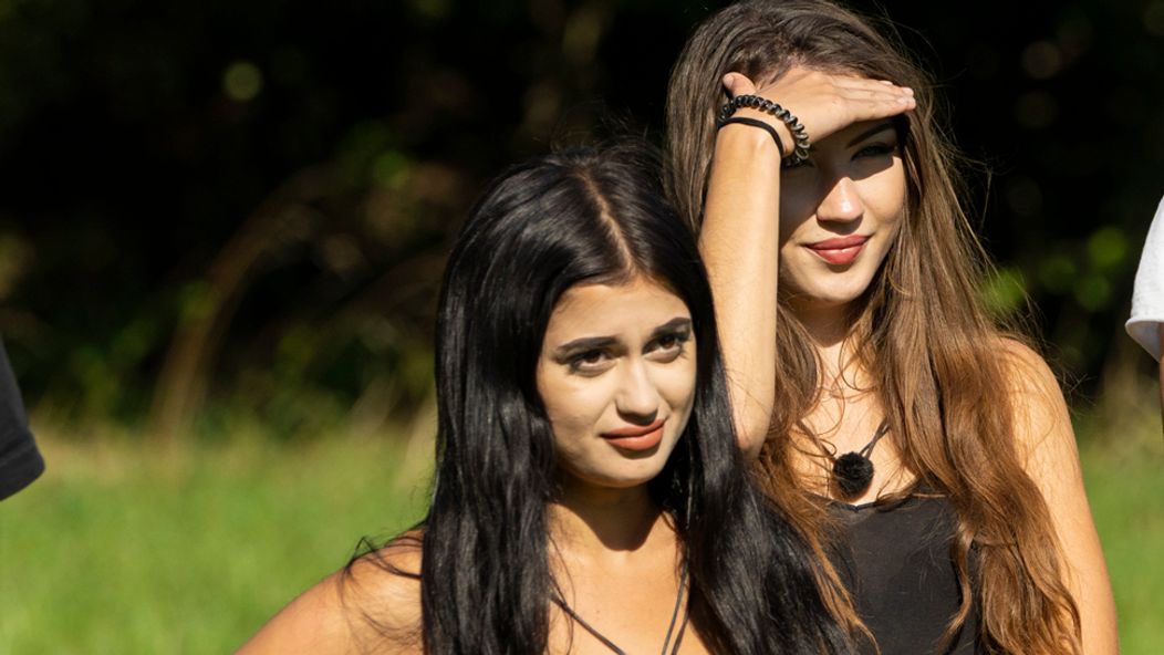 Azra a Ema
