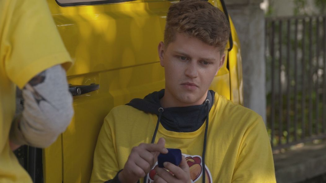 Luky očakával, že jeho zásnuby s Dorkou dopadnú inak.