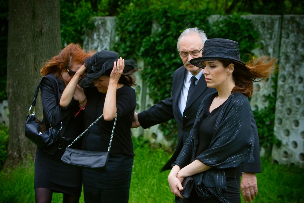 Pohreb Michala v Ordinácii v ružovej záhrade