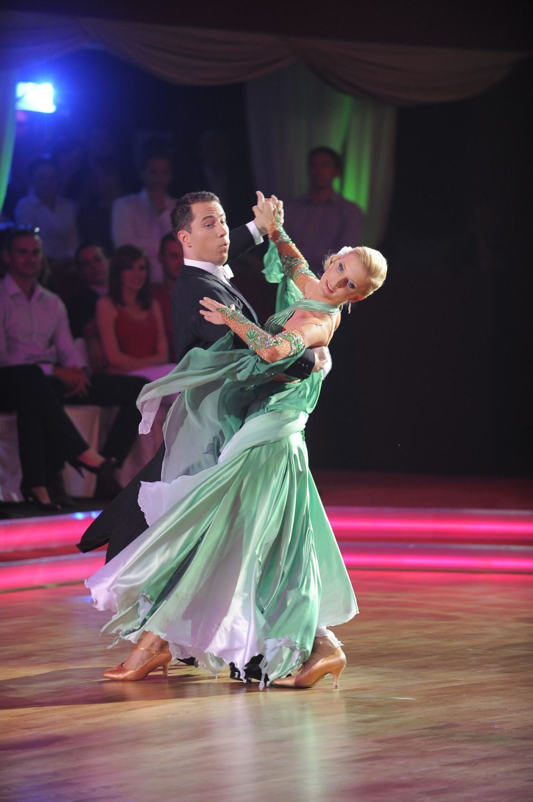 Adela Vinczeová a Peter Modrovský v Let's Dance