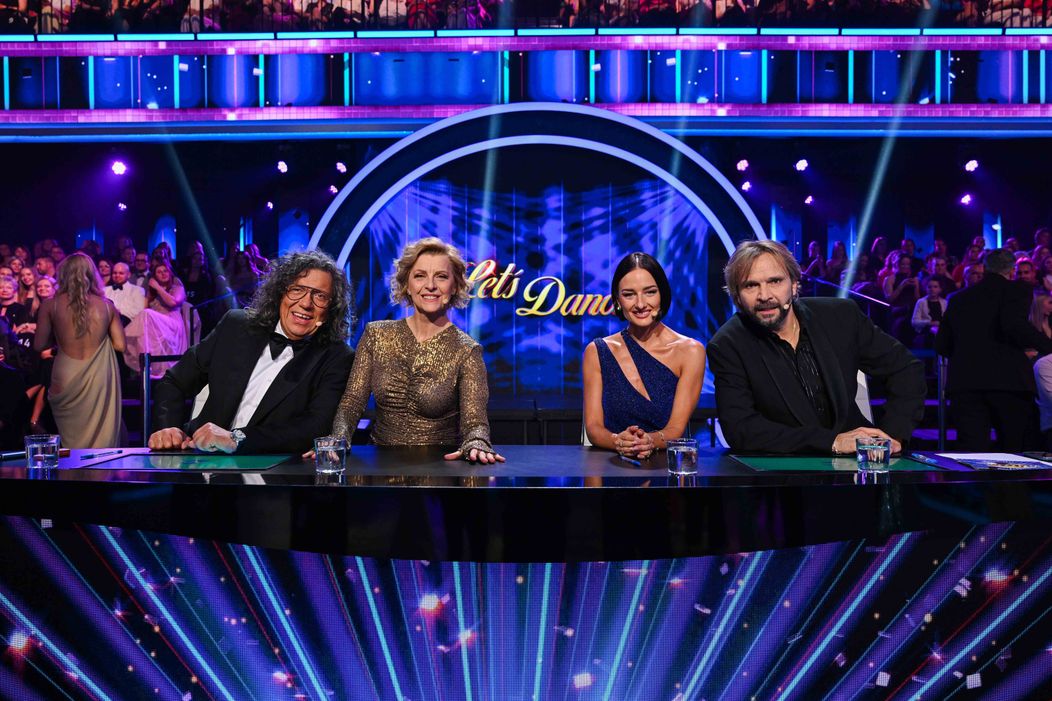 Richard Genzer, Tatiana Drexler, Laura Arcolinová a Ján Ďurovčík v šou Let's Dance